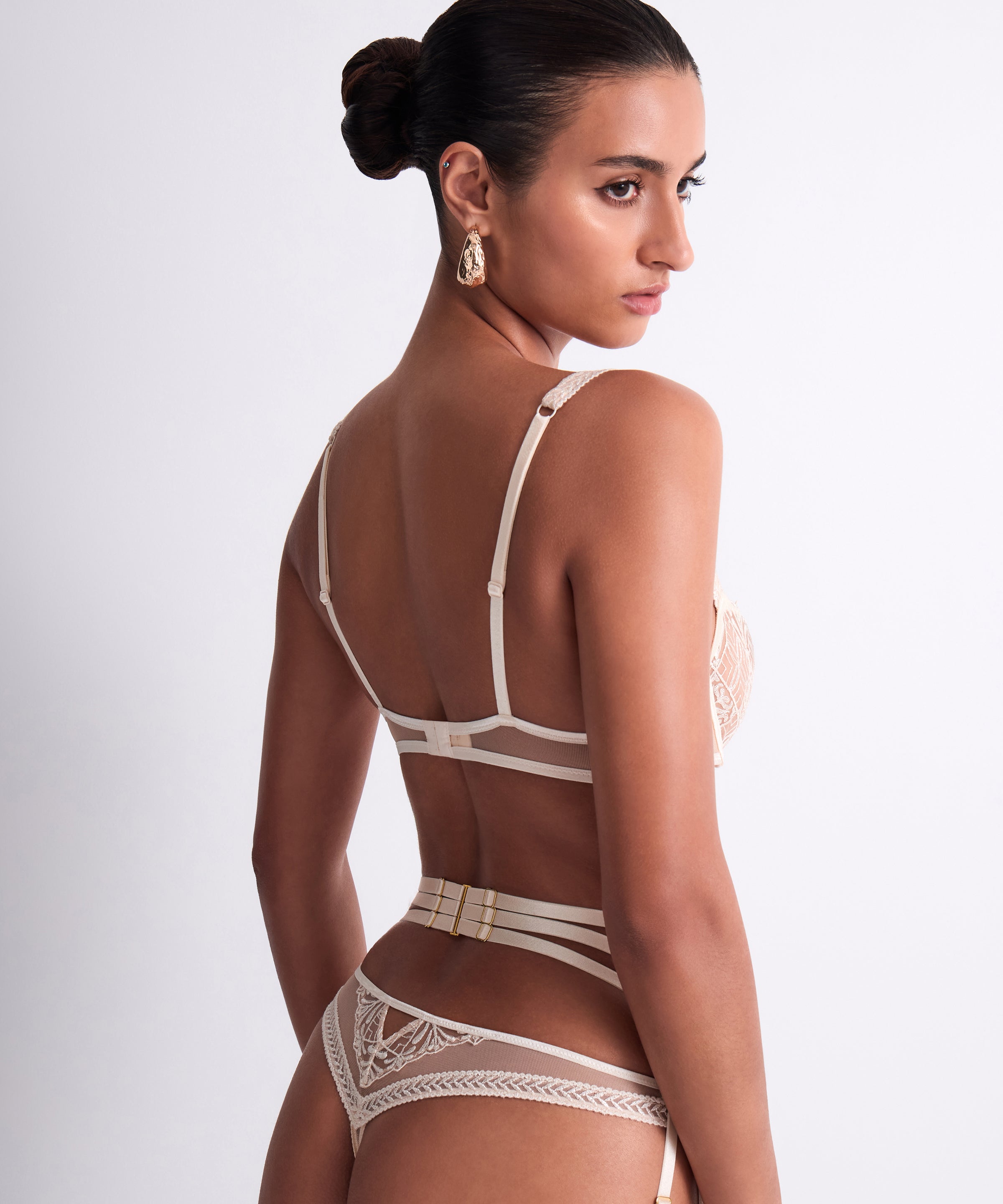 Iconic Calypso Soutien-gorge Corbeille avec armatures Dune