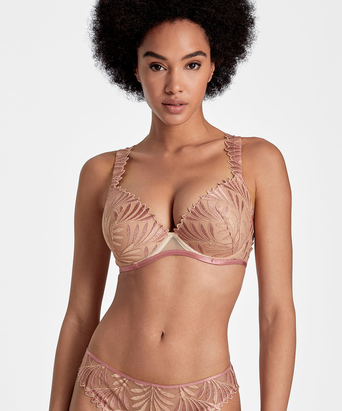 Sensory Illusion Soutien-gorge Push-up coques Silk Rose